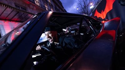 في عرضه الأول عالميًا.. نيمار يقود سيارة Batman |صور