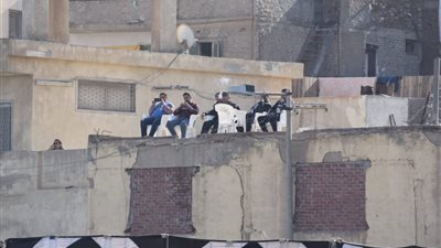 جماهير سمنود تعتلي المباني لمؤازرة فريقها أمام طنطا | صور 