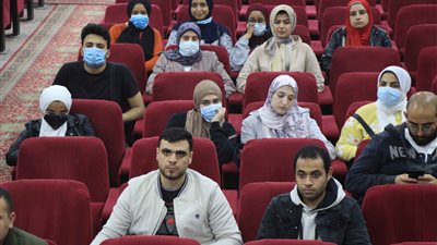 الأطباء تتلقى الاقتراحات والشكاوى من حديثي التخرج لمناقشتها مع المسؤولين