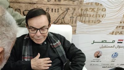 أشرف زكي يكشف تطورات الحالة الصحية للفنان سمير صبري
