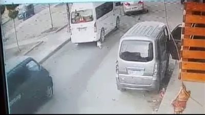 بعد 42 يوما من الواقعة.. القبض على قائد سيارة دهس طفلا بحلوان وفر هاربا | فيديو 