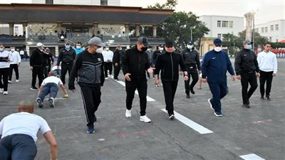 السيسي يوجه التحية للقوات المسلحة على ما تقدمه من تضحيات وجهود مخلصة للحفاظ على أمن واستقرار الوطن