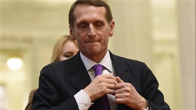 عداوة قديمة.. حكاية الرئيس ومدير المخابرات | فيديو