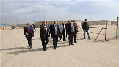 حسن الفار يتفقد محطة معالجة مياه الصرف الصحى بأبو رواش في الجيزة