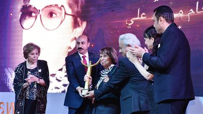 بحضور نجوم الفن.. انطلاق فعاليات مهرجان أسوان الدولي لأفلام المرأة | فيديو وصور