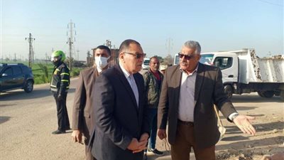 محافظ الشرقية يتفقد أعمال تطوير مثلث عمارات غزالة بالزقازيق | صور