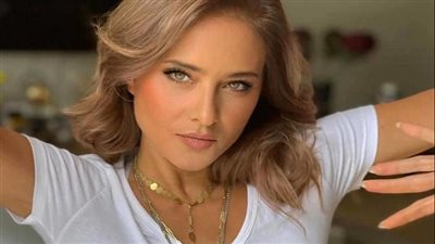 مسلسل فاتن أمل حربي.. نيللي كريم تروج لأفكار إبراهيم عيسى بدراما رمضان 2022 