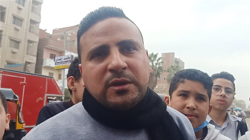 صاحب التوك توك احد