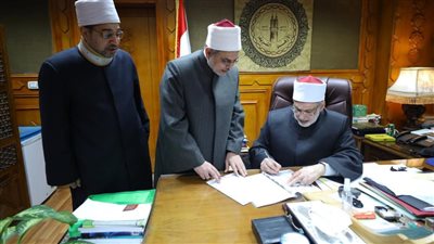 اعتماد نتيجة الدور الأول للبرنامج التأهيلي للالتحاق بالتعليم الأزهري 