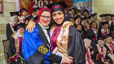 طب الإسكندرية تشهد حفل تخرج طلابها الوافدين دفعة 2021