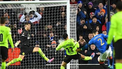 رينجرز الإسكتلندي يقصي دورتموند من الدوري الأوروبي