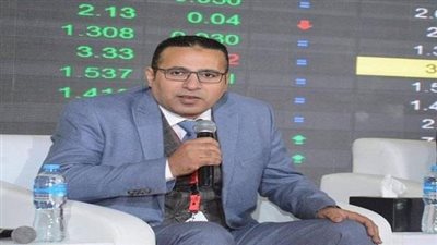 خبير يرصد تأثيرات الحرب الأوكرانية الروسية على بورصات السلع والنفط