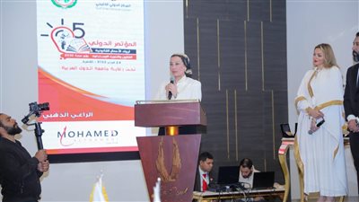 وزيرة البيئة تؤكد مراعاة البعد البيئى فى المجالات التنموية 