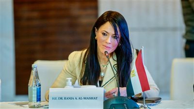 اللجنة المصرية الأذرية المشتركة توقع 5 وثائق تعاون في مجالات مختلفة 