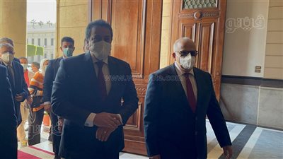 جولة تفقدية لوزير التعليم العالي بجامعة القاهرة | فيديو 
