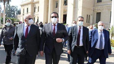 وزير التعليم العالي: استمرار رفع درجة الاستعداد القصوى بالمستشفيات الجامعية.. ولا يوجد ضرر لأي طالب مصري بأوكرانيا