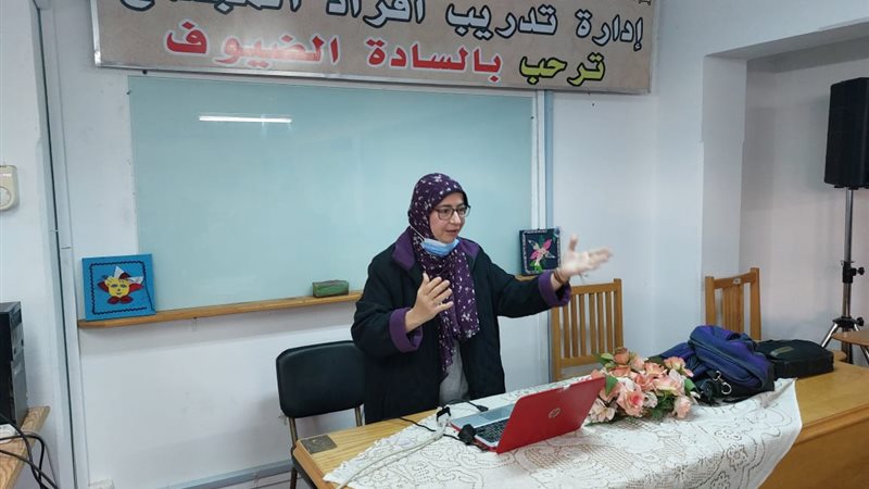 جانب من الدورة 