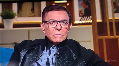 نقيب الممثلين يكشف اَخر تطورات الحالة الصحية لـ سمير صبري