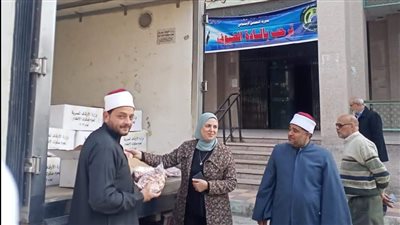 أوقاف الإسماعيلية تسلم الدفعة الثانية من لحوم الصكوك للتضامن | صور