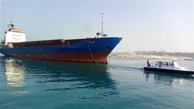 إعادة فتح ميناء العريش البحري بعد استقرار حالة الطقس 