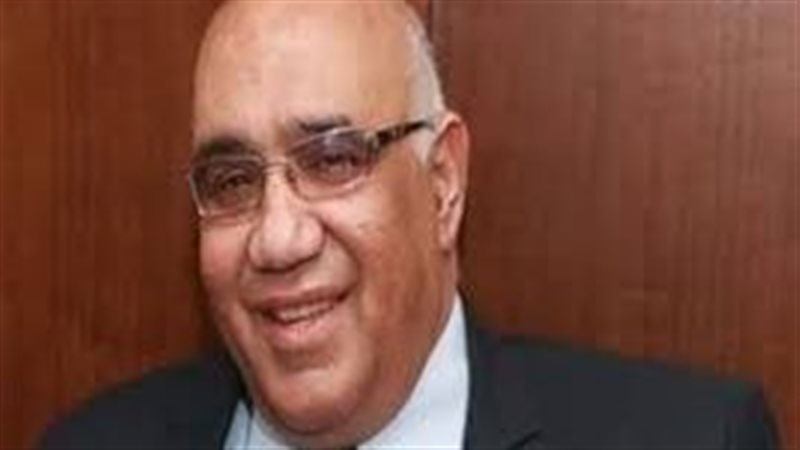 عباس حزين 