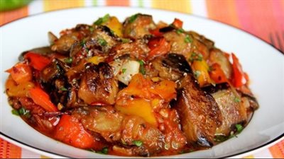 طريقة عمل المسقعة بطرق شهية