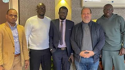 وفد سنغالي يزور اتحاد الكرة استعدادا لمباراة الذهاب أمام منتخب مصر
