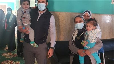 وكيل صحة الإسماعيلية يصرف مكافأة مالية للعاملين في دار رعاية الأيتام بالمستقبل