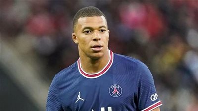 الكشف عن موعد تقديم ريال مدريد لصفقة مبابي.. وتدخل من ماكرون وأمير قطر