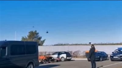 لحظة وصول الوفد الأوكراني على متن مروحيات عسكرية إلى بيلاروس| فيديو 