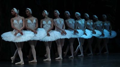 عزل الفن الروسي.. لندن ترفض عرض البولشوي وألمانيا توقف قائدا للأوركسترا 