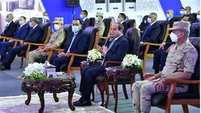 السيسي: اللى مش بيفهم مرتاح..الناس خرجت في 2011 لأن حالة الرضا المجتمعي مش موجودة ومفيش حاجة مكفية ولا تعليم كويس..وطارق شوقي خد على دماغه كتير.. والله أنا لو مش قادر أدي التحية وأمشي