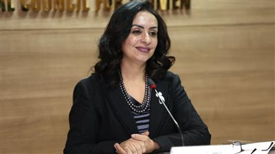 مايا مرسي: لا يجوز تحميل المرأة فقط عبء الزيادة السكانية 