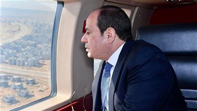 شاهد.. السيسي يتفقد جوا الموقف التنفيذي والأعمال الإنشائية بالعاصمة الجديدة