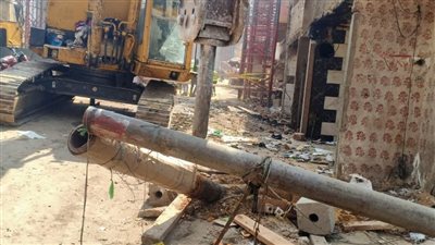 استكمال إزالة العقارات المتعارضة بمنطقة أولاد ضيف على ترعة الزمر | فيديو وصور