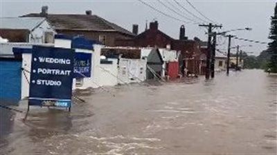 أمطار مدمرة تغطي المنازل وتغرق الأشخاص بأستراليا | فيديو 