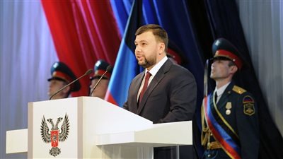 دينيس بوشلين.. من هو رجل بوتين الوفي في أوكرانيا؟ 