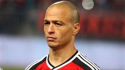 عمرو أنور: حمادة طلبة سيعود مرة أخرى للملاعب بعد قرار اعتزاله