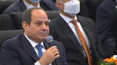 السيسي: لقاءاتنا توعية حقيقية لواقعنا.. واحنا مش بنتكسف 