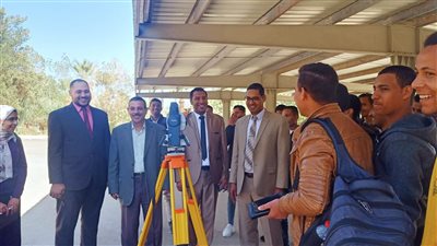 تعاون بين القوى العاملة وجامعة جنوب الوادي لتدريب الخريجين على مهنة المساحة