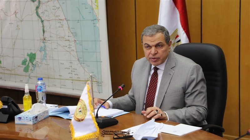 وزير القوى العاملة