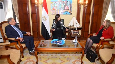 وزيرة الهجرة تجتمع مع رئيسة مجلس الأعمال الأفريقي لبحث سبل التعاون