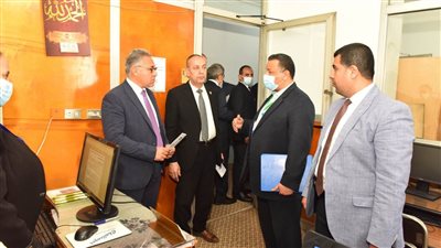 وفد محلية النواب يتفقد مركز المعلومات ووحدة البنية المعلوماتية المكانية بأسيوط 