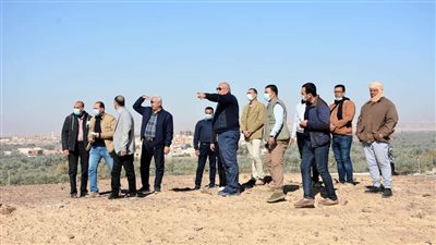 محافظ الوادي الجديد يتابع أعمال تطوير منطقة الناضورة