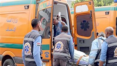 إصابة 5 أشخاص في انقلاب سيارة بالتجمع 