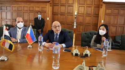 غرفة الإسكندرية التجارية تستقبل سفير الفلبين لبحث سبل التعاون