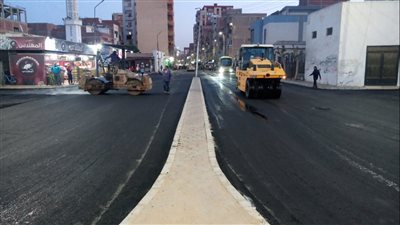 انتهاء رصف شارع المستشفى بحي ثان الإسماعيلية 