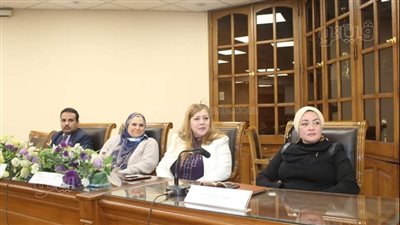 آداب عين شمس تناقش طرق وأساليب التعامل في المشاكل الخاصة بذوي الإعاقة