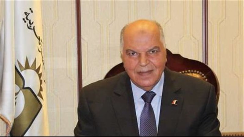 خلف الزناتي نقيب