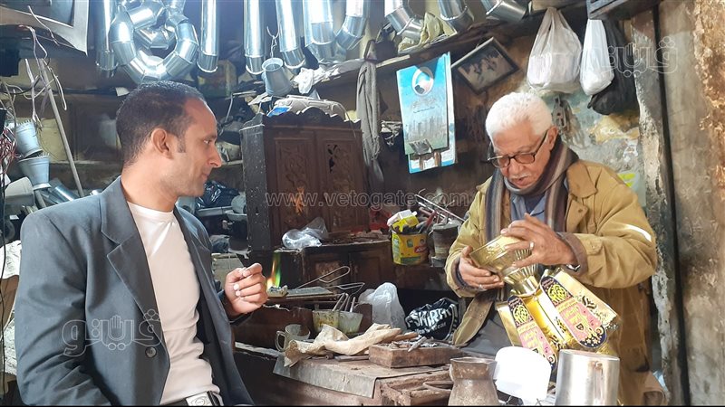 ڤيتو تحاور أقدم صانع